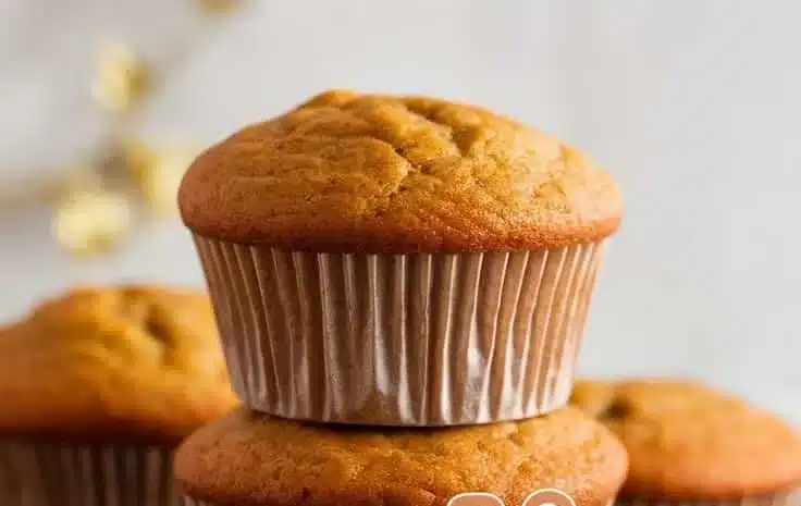 Pumpkin Cottage Cheese Muffins: A Delightful Twist on a Classic 1 Delicious Pumpkin Cottage Cheese Muffins on a wooden table